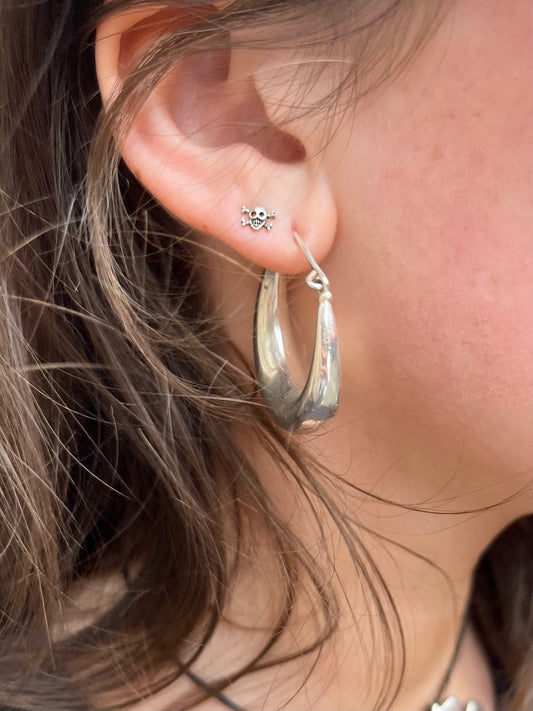 roxanne studs